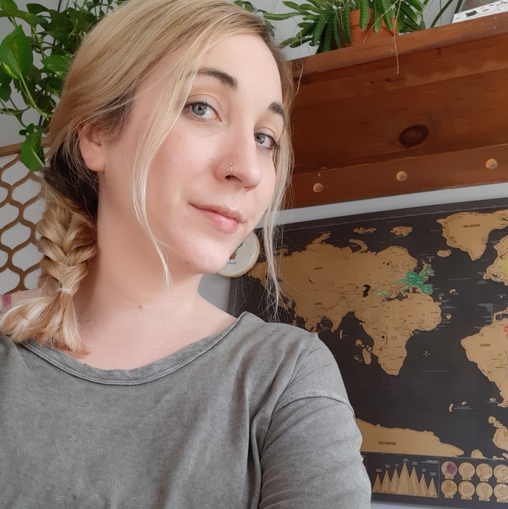 Meet your Posher, Kelli